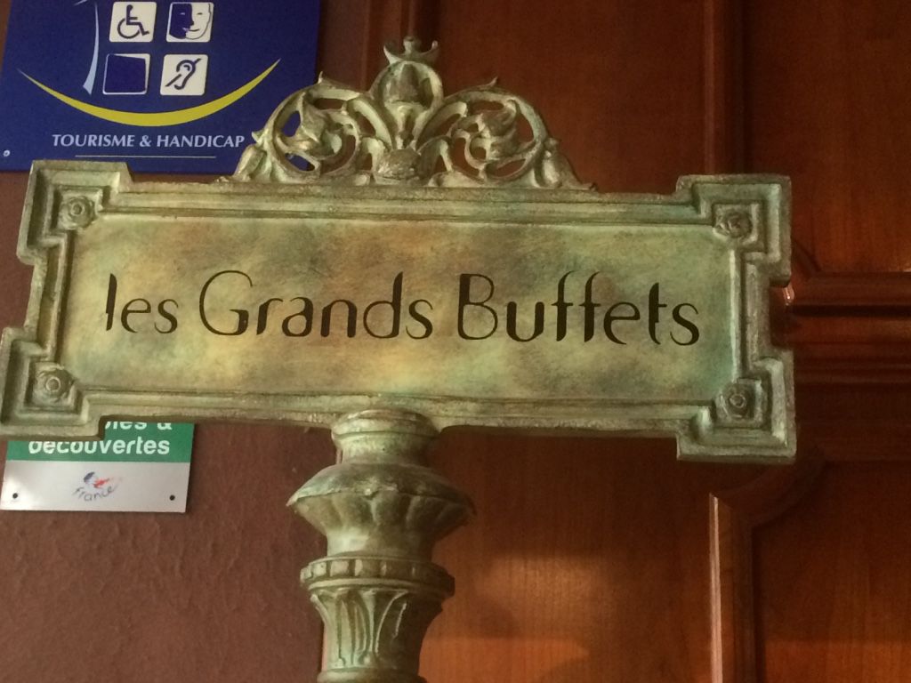 Les Grands Buffets