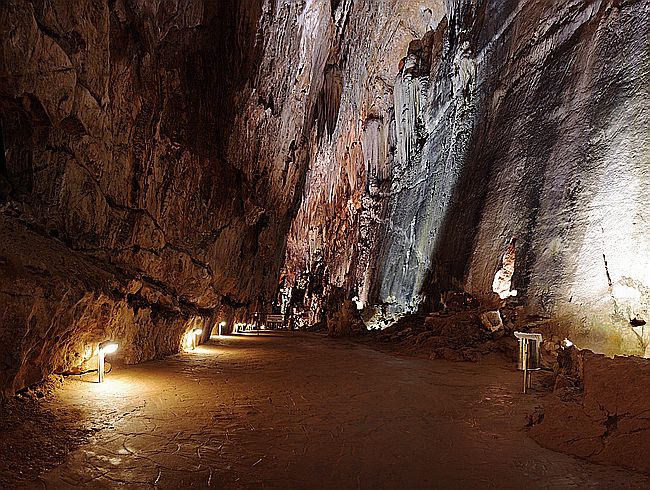 Cueva de Valporquero.
