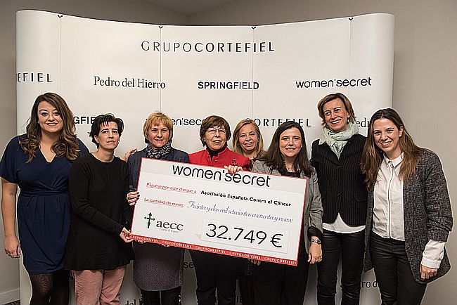 Equipo-de-AECC-Madrid-y-Equipo-de-Womensecret.