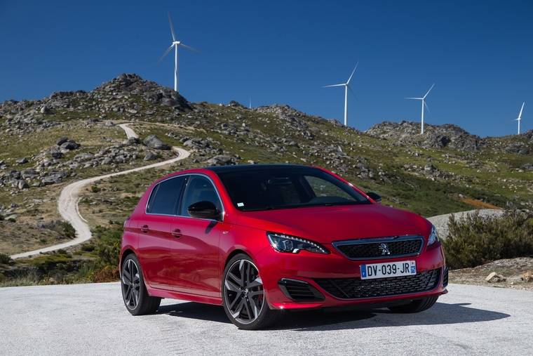 Peugeot, líder del mercado español de turismos en octubre.