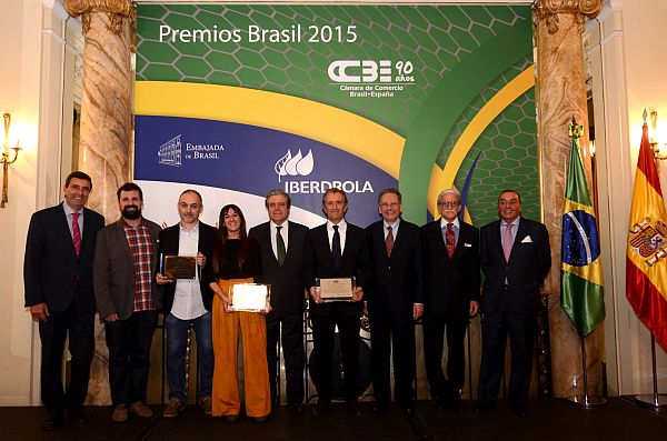José Gasset, presidente CCBE y Embajador Brasil junto a los galardonados Premios Brasil 2015