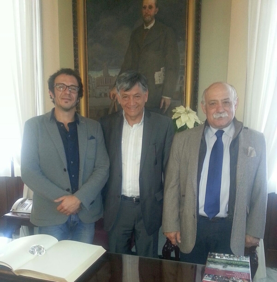 El Alcalde de Cádiz, José Maria González, el Embajador de Ecuador en España, Miguel Calahorrano, y el Cónsul de Ecuador en Sevilla, Héctor Salgado.