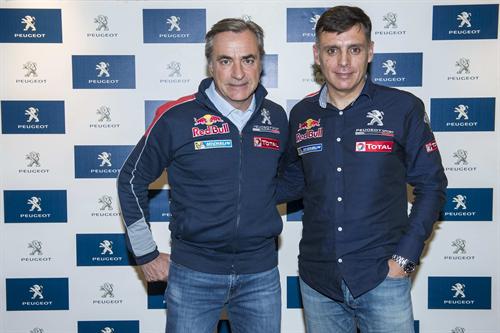 Carlos Sainz, Lucas Cruz y el Peugeot 2008 KKR preparando el Dakar 2016