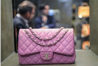 Los bolsos se sitúan entre los regalos más comprados para estas navidades