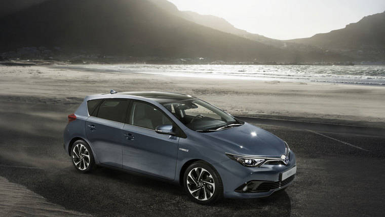 Toyota Auris Hybrid