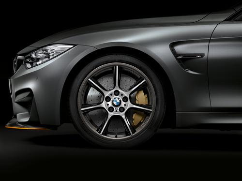 BMW M4 GTS con llantas de fibra de carbono