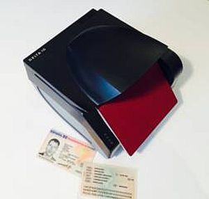 Crece el contrabando de documentos de identidad y pasaportes robados
