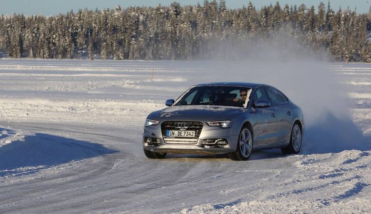 Fascinantes cursos Audi driving experience