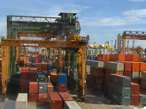 Icontainers lanza un servicio logístico puerta a puerta con China
