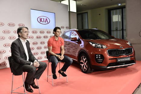 Entrega del nuevo Sportage a Rafa Nadal