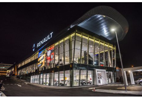 Renault inaugura un espectacular concesionario en Madrid