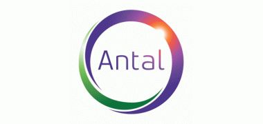 La Banca se alza como el sector más fuerte en niveles de contratación
