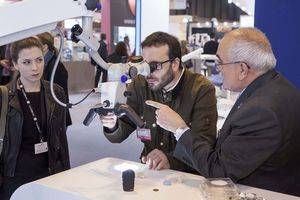 Universidades, sociedades científicas, centros especializados y otras entidades presentan sus programas académicos en el nuevo Sector de Formación de EXPODENTAL