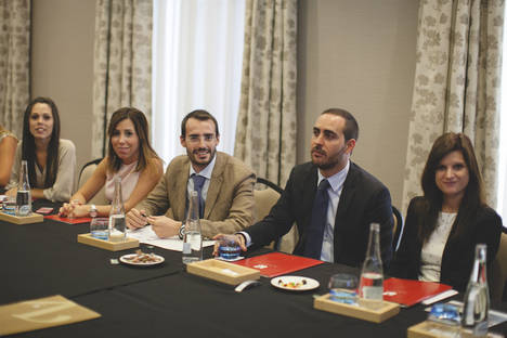 Gaona Abogados presenta su programa de becarios para ayudar a la formación