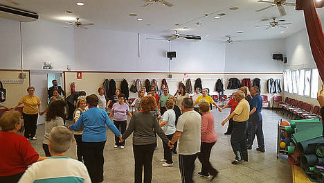 Más de 45.600 personas participan en cursos y talleres de centros de mayores de la Comunidad de Madrid
