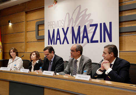 20 antiguos alumnos del Programa de Altas Capacidades de la Comunidad reciben el premio Max Mazin como apoyo a sus estudios universitarios