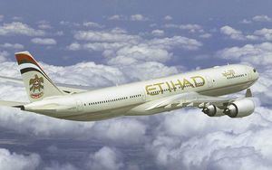 Etihad Airways añade una nueva gama de snacks premium saludables y libres de transgénicos