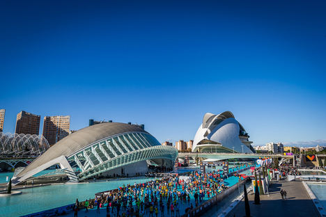 Zurich Seguros firma como patrocinador en Maratón y Medio Maratón Valencia