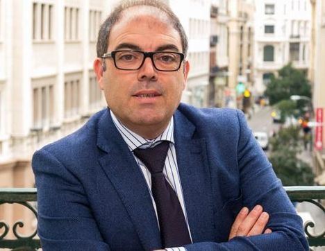 Lorenzo Amor, ATA.