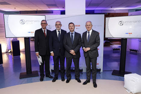 Paul-Marie Chavanne, Alberto Navarro, Yves Delmas y Philippe Wahl.