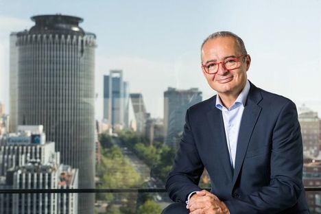 Albert Triola, Oracle.