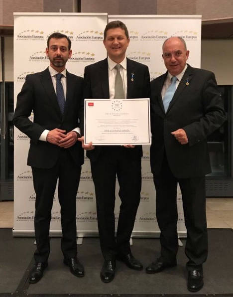 AEDEEC otorga a OVB Allfinanz España la Medalla de Oro Europea al Mérito en el Trabajo
