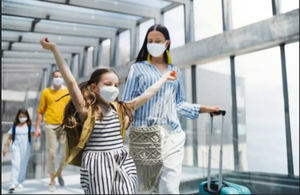 SYNLAB y AXA Partners se asocian para mejorar la seguridad de los viajes este verano y facilitar el cruce de fronteras