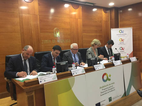 Acto firma protocolo.