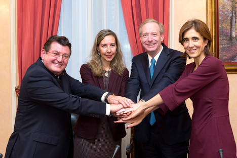 La ONCE, Fundación ONCE y Microsoft colaboran para promover la accesibilidad de la tecnología y el empleo de las personas con discapacidad