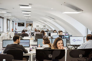 Aldro: ventajas de contratar luz y gas en comercializadoras eléctricas independientes