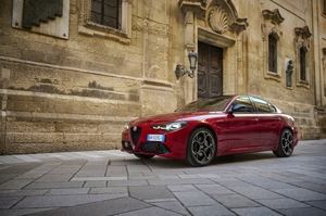 Alfa Romeo Giulia Q4 AT8