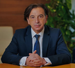 Alfredo Sanz Corma es reelegido presidente de los Aparejadores y Arquitectos Técnicos
