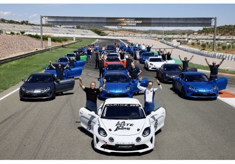 La Piste Bleue reúne a más de 200 cliente y aficionados de Alpine