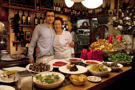 Amaiur Martínez y Amaia Ortuzar en Ganbara.