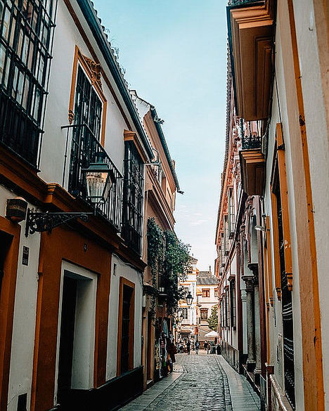 Aumenta el número de huéspedes de los apartamentos turísticos en Sevilla, según Hoteles por Andalucía