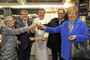 BIZKARRA cumple 60 años renovando la receta del pastel de arroz típico de Bilbao-Bizkaia