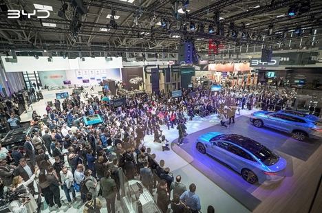 BYD expone sus 6 vehículos eléctricos en el IAA Mobility 2023
 