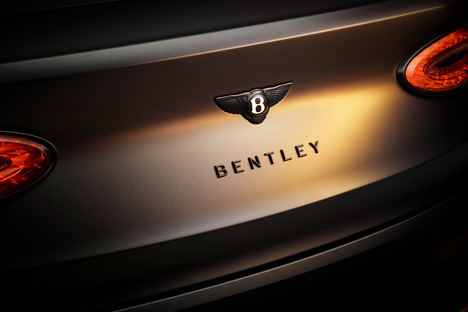 Las alas negras Bentley