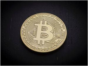 El Bitcoin, su precio actual, y la descentralización retan a los gigantes financieros