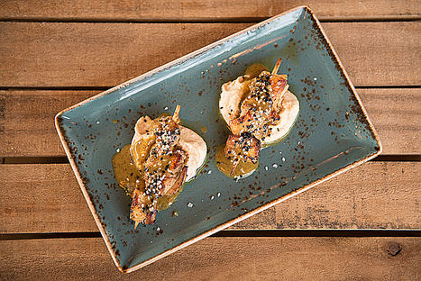 Brocheta de pollo.