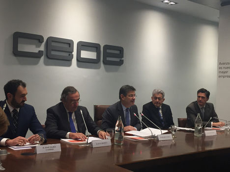 De izda. a dcha: José María Campos, Juan Rosell, Rafael Catalá, Valentín Pich y Pascual Fernández.
