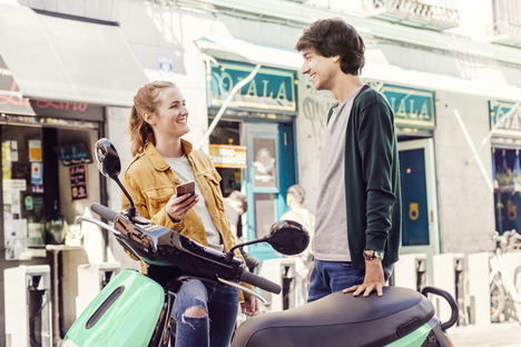 COUP, el servicio de scooters eléctricas compartidas, comienza a operar en Madrid