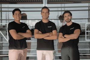 COX ENERGY Y CROWMIE financian una planta de autoconsumo aprovechando la tecnología blockchain