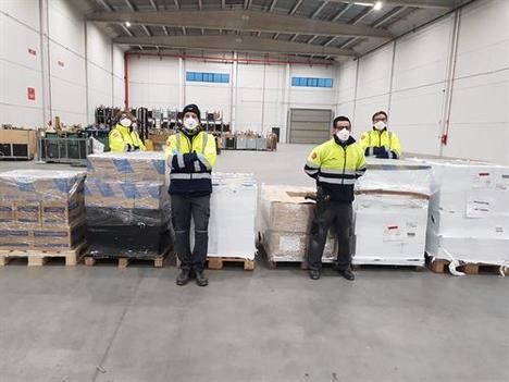 Carglass dona 199.000 guantes de protección