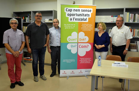 Càritas y Plusfresc lanzan el reto ¡Ningún niño sin oportunidades en la escuela!