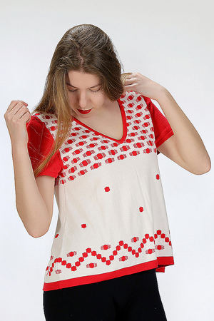 Una extremeña diseñando moda sostenible