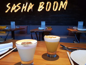 Cualquier hora es buena para degustar un PISCO en SASHA BOOM