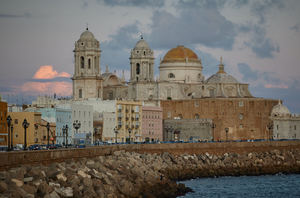 Las 10 mejores ciudades españolas para escaparte este verano