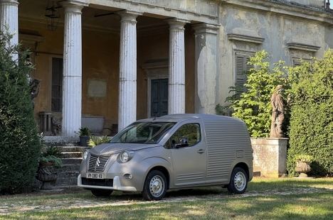 Citroën Berlingo inspirado en el 2CV furgoneta
 