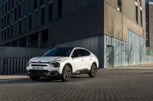 Los Citroën ë-C4 y ë-C4 X, refuerzan su oferta
 